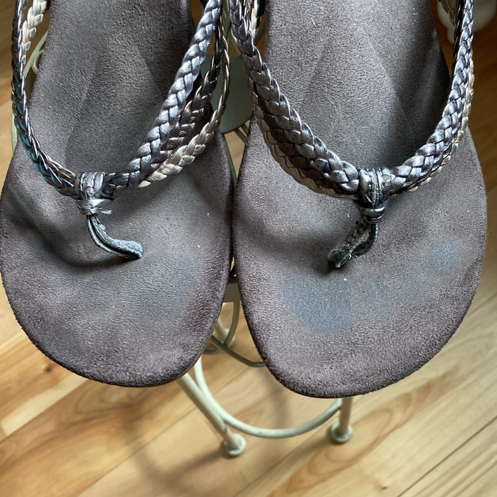 Vionic Ramba Wedge - Picture 9 of 11